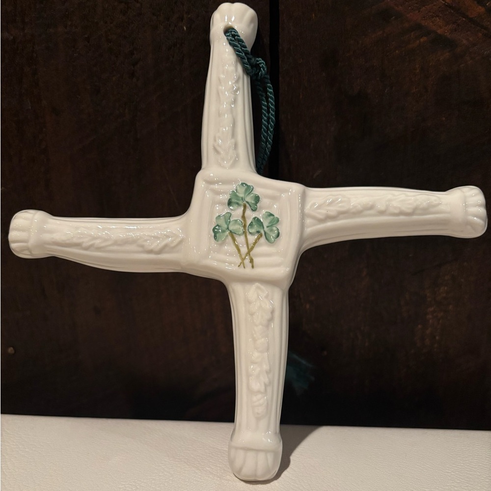 Belleek china St. Brigid’s Cross with Green Shamrocks